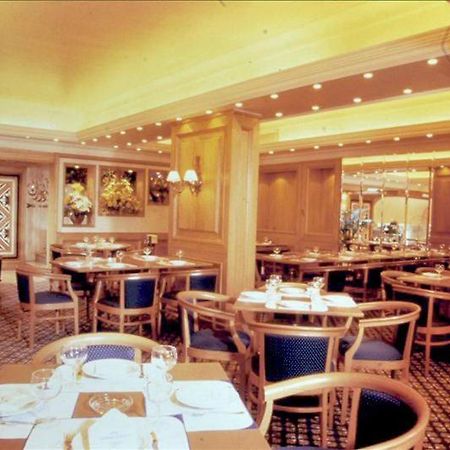 Grand Hotel Beirut Beirute Exterior foto