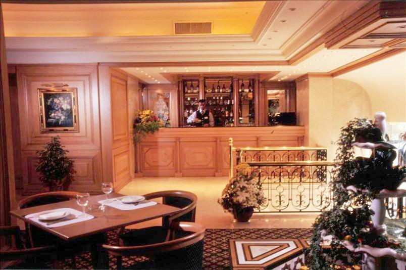 Grand Hotel Beirut Beirute Exterior foto