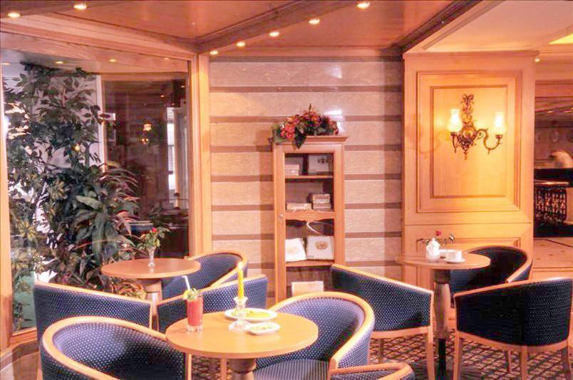 Grand Hotel Beirut Beirute Exterior foto